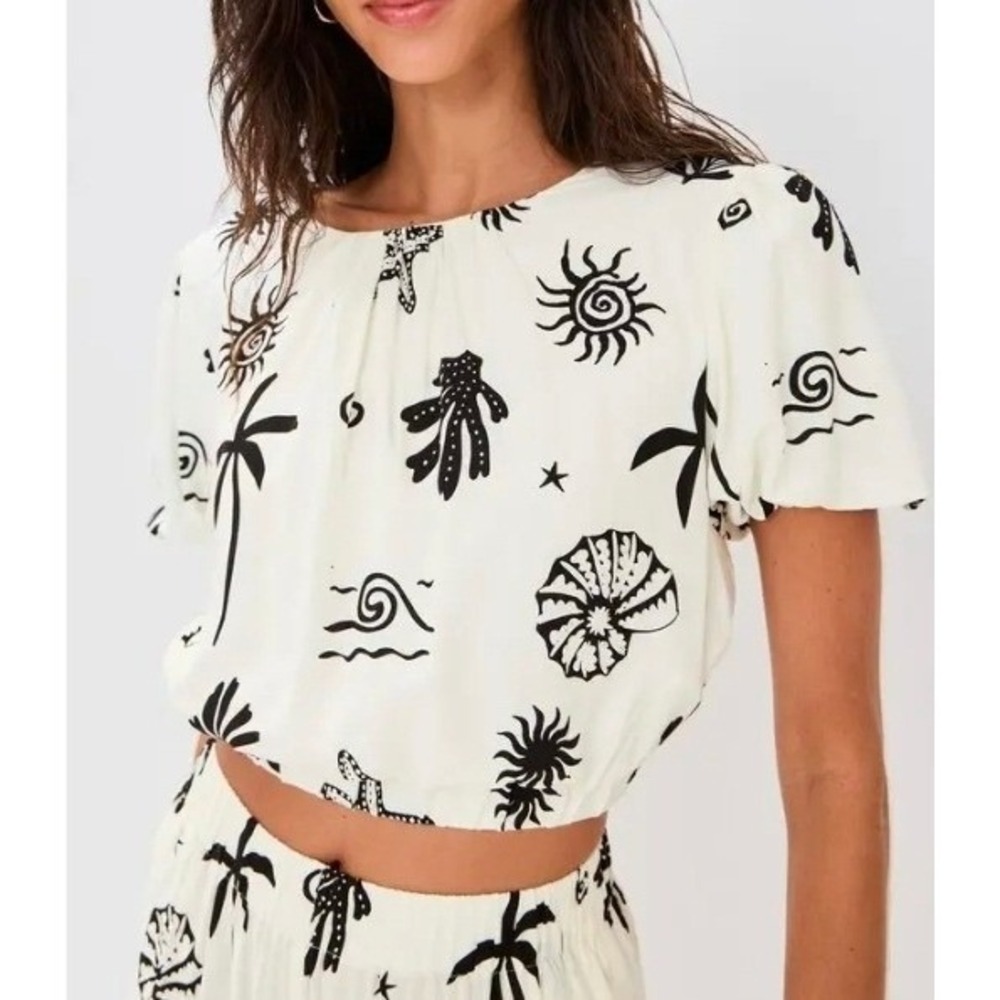 Minkpink‎ Womens XS Black White Coastal Shell Print Viscose Crop Top Puff Sleeve